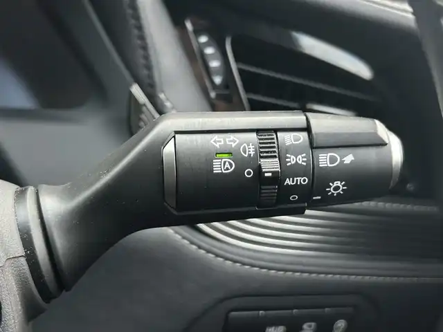 レクサス ＬＳ 500 Fスポーツ 茨城県 2018(平30)年 5.6万km ホワイトノーヴァガラスフレーク サンル-フ /マクレビ /HUD /サラウンドビューモニター /黒革 /シートヒーター /ベンチレーション /M付パワーシート /デジタルインナーミラー /レクサスSFT /ACC /LKA /BSM /RCTA /パワートランク /三眼LED /ナビ /12セグ /BT/USB/DVD /パークセンサー /ETC2.0 /禁煙車