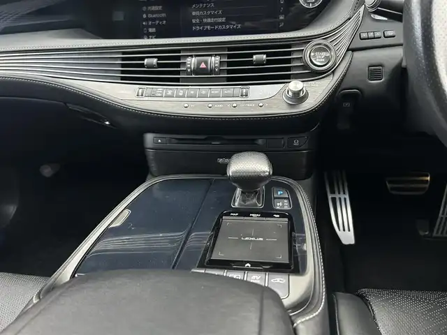 レクサス ＬＳ 500 Fスポーツ 茨城県 2018(平30)年 5.6万km ホワイトノーヴァガラスフレーク サンル-フ /マクレビ /HUD /サラウンドビューモニター /黒革 /シートヒーター /ベンチレーション /M付パワーシート /デジタルインナーミラー /レクサスSFT /ACC /LKA /BSM /RCTA /パワートランク /三眼LED /ナビ /12セグ /BT/USB/DVD /パークセンサー /ETC2.0 /禁煙車