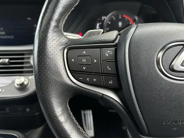 レクサス ＬＳ 500 Fスポーツ 茨城県 2018(平30)年 5.6万km ホワイトノーヴァガラスフレーク サンル-フ /マクレビ /HUD /サラウンドビューモニター /黒革 /シートヒーター /ベンチレーション /M付パワーシート /デジタルインナーミラー /レクサスSFT /ACC /LKA /BSM /RCTA /パワートランク /三眼LED /ナビ /12セグ /BT/USB/DVD /パークセンサー /ETC2.0 /禁煙車