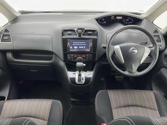 日産 セレナ ハイウェイS S HV Aセーフ 沖縄県 2014(平26)年 8万km タイガーアイブラウン 純正ナビ（MC314D-W）/ ＴＶ/ＣＤ/ＤＶＤ/Ｂｌｕｅｔｏｏｔｈ　/アラウンドビューモニター/フリップダウンモニター　/ドライブレコーダー（HDR352－GH)/ビルトインETC/両側パワースライドドア/クルーズコントロール/オートライト/純正16インチAW/社外フロアマット/スマートキー　/スペアキー