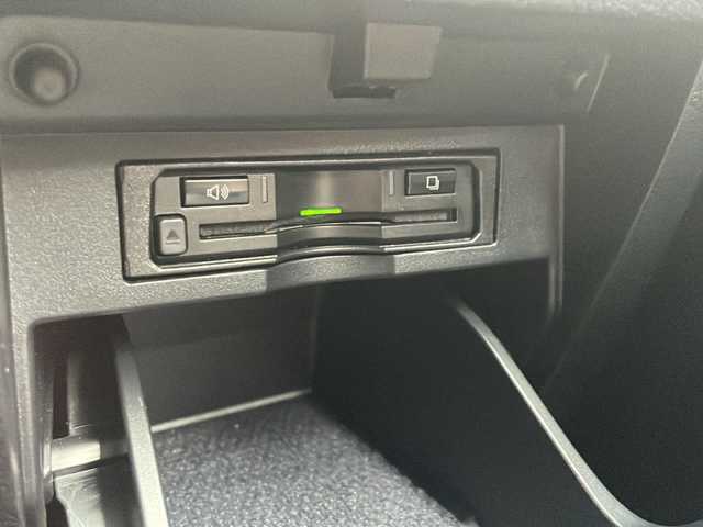 トヨタ アルファード S Cパッケージ 新潟県 2019(平31)年 5.6万km ホワイトパールクリスタルシャイン ４WD/モデリスタエアロ（フロント、リア）/ALPINE11インチナビ/（BT／AM/ FM／DVD）/バックカメラ/フルセグTV/フリップダウンモニター/ブラインドスポットモニター/衝突軽減ブレーキ/レーダークルーズコントロール/ステアリングヒーター/ステアリングスイッチ/パワーシート（運転席＋助手席）/シートヒーター（運転席＋助手席）/エアシート（運転席＋助手席）/電動リアゲート/LEDヘッドライト/フォグライト/ETC２．０/ドライブレコーダー/スペアキー/保証書/取扱説明書