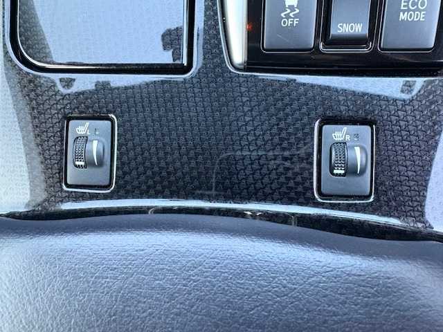 トヨタ マークＸ 250RDS 大阪府 2020(令2)年 6.4万km プレシャスブラックパール ナビ　/地デジ　/Ｂｌｕｅｔｏｏｔｈ　/バックカメラ　/レザー調シートカバー　/シートヒーター　/レーダークルーズコントロール　/前後ドラレコ　/パワーシート　/前後コーナーセンサー　/ビルトインＥＴＣ　/マット　/バイザー