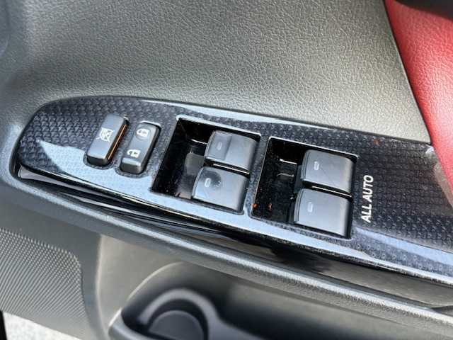 トヨタ マークＸ 250RDS 大阪府 2020(令2)年 6.4万km プレシャスブラックパール ナビ　/地デジ　/Ｂｌｕｅｔｏｏｔｈ　/バックカメラ　/レザー調シートカバー　/シートヒーター　/レーダークルーズコントロール　/前後ドラレコ　/パワーシート　/前後コーナーセンサー　/ビルトインＥＴＣ　/マット　/バイザー