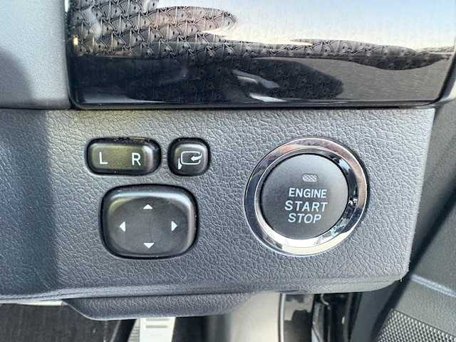 トヨタ マークＸ 250RDS 大阪府 2020(令2)年 6.4万km プレシャスブラックパール ナビ　/地デジ　/Ｂｌｕｅｔｏｏｔｈ　/バックカメラ　/レザー調シートカバー　/シートヒーター　/レーダークルーズコントロール　/前後ドラレコ　/パワーシート　/前後コーナーセンサー　/ビルトインＥＴＣ　/マット　/バイザー