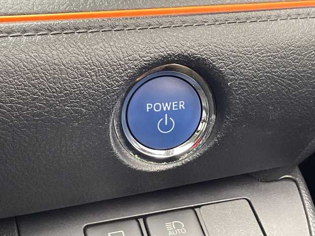 トヨタ シエンタ ハイブリッド G クエロ 千葉県 2020(令2)年 5.6万km ヴィンテージブラウンパールクリスタルシャイン 純正SDナビ/フルセグTV/Bluetooth/CD/DVD/バックカメラ/全方位カメラ/ETC/ISOFIX/ステアリングリモコン/ステアリングヒーター/ハーフレザーシート/シートヒーター/LEDヘッドライト