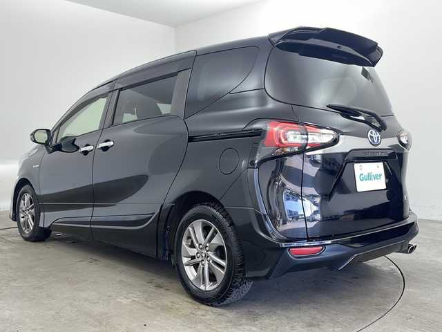 トヨタ シエンタ ハイブリッド ファンベースG 兵庫県 2019(平31)年 5.9万km ブラックマイカ ・Toyota　Safety　Sense/・プリクラッシュセーフティ/・レーンディパーチャーアラート/・オートマチックハイビーム/・先行車発進告知/・クルーズコントロール/・両側パワースライドドア/・モデリスタエアロ/・ドライブレコーダー/・ＬＥＤヘッドライト/・オートライト/・フォグランプ/・ＥＴＣ/・スマートキー/・プッシュスタート/・社外シフトノブ/・純正15インチアルミホイール/・レザー調シートカバー