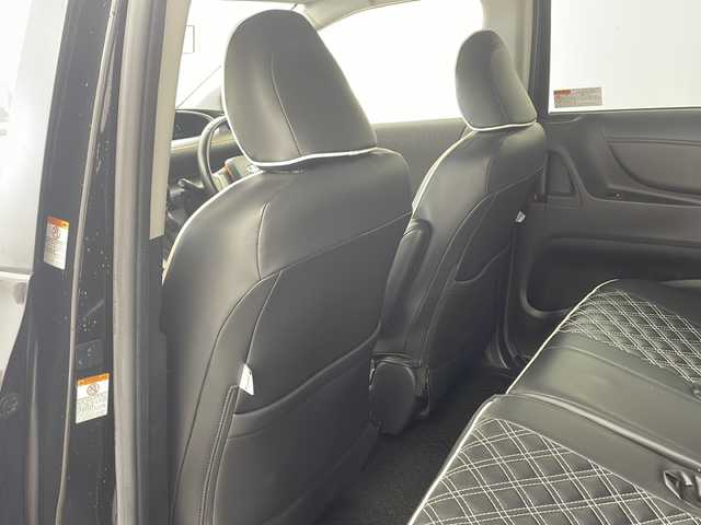 トヨタ シエンタ ハイブリッド ファンベースG 兵庫県 2019(平31)年 5.9万km ブラックマイカ ・Toyota　Safety　Sense/・プリクラッシュセーフティ/・レーンディパーチャーアラート/・オートマチックハイビーム/・先行車発進告知/・クルーズコントロール/・両側パワースライドドア/・モデリスタエアロ/・ドライブレコーダー/・ＬＥＤヘッドライト/・オートライト/・フォグランプ/・ＥＴＣ/・スマートキー/・プッシュスタート/・社外シフトノブ/・純正15インチアルミホイール/・レザー調シートカバー