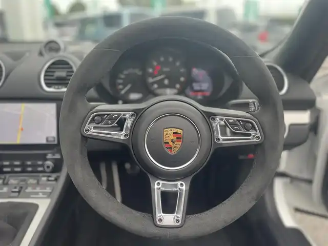 ポルシェ ポルシェ ７１８スパイダー 兵庫県 2021(令3)年 0.9万km 白 ワンオーナー/純正メーカーナビ/ハーフレザーシート/バックカメラ/アイドリングストップ/ビルトインETC2.0/シートヒーター/PDLS LEDヘッドライト/Auto BLIP/純正フロアマット/純正20インチアルミ