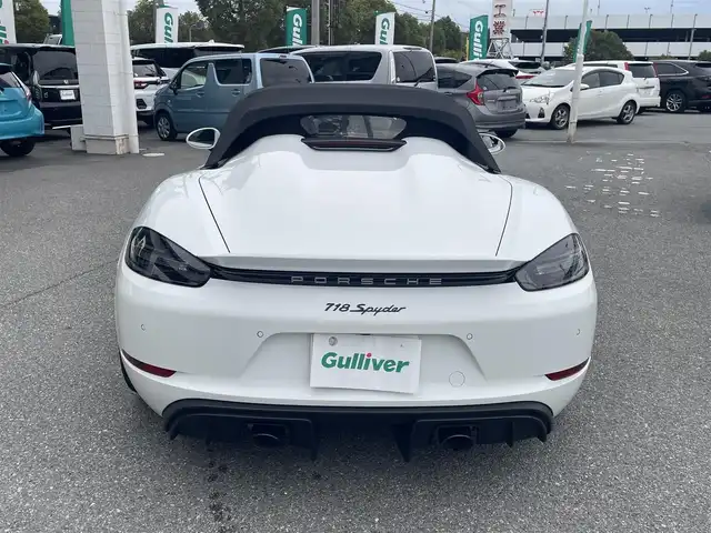 ポルシェ ポルシェ ７１８スパイダー 兵庫県 2021(令3)年 0.9万km 白 ワンオーナー/純正メーカーナビ/ハーフレザーシート/バックカメラ/アイドリングストップ/ビルトインETC2.0/シートヒーター/PDLS LEDヘッドライト/Auto BLIP/純正フロアマット/純正20インチアルミ
