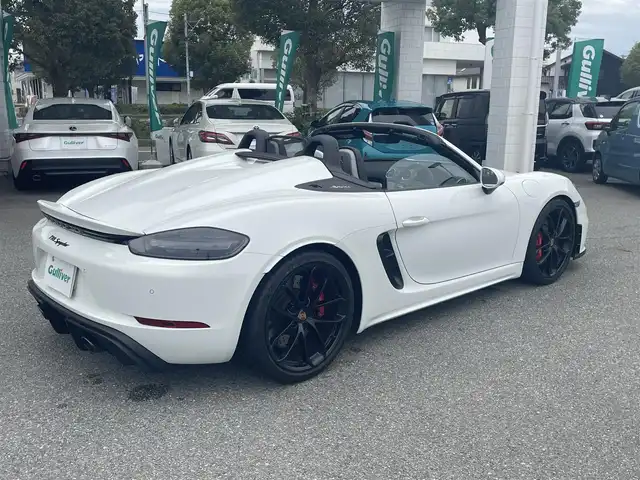ポルシェ ポルシェ ７１８スパイダー 兵庫県 2021(令3)年 0.9万km 白 ワンオーナー/純正メーカーナビ/ハーフレザーシート/バックカメラ/アイドリングストップ/ビルトインETC2.0/シートヒーター/PDLS LEDヘッドライト/Auto BLIP/純正フロアマット/純正20インチアルミ