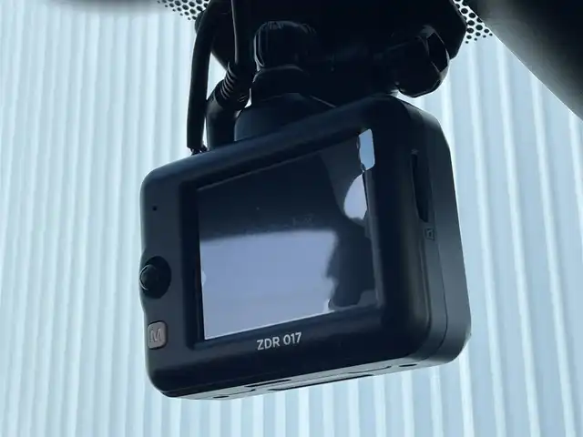 日産 エクストレイル 20Xi 滋賀県 2020(令2)年 4万km チタニウムカーキ 純正メモリナビ/・AM/FM/・CD/SD/・Bluetooth/・フルセグTV/アラウンドビューモニター/ステアリングスイッチ/革巻きステアリング/プロパイロット/エマージェンシーブレーキ/車線逸脱警報/車線逸脱抑制/後側方車両検知/移動物検知/クロストラフィックアラート/クリアランスソナー/コーナリングスタビリリティアシスト/アクティブエンジンブレーキ/追従クルーズコントロール/オーマチックハイビーム/パワーバックドア/ビルトインETC/前後ドライブレコーダー/デジタルインナーミラー/全席シートヒーター/ウェルカムライト/電動格納ミラー/純正18インチアルミホイール