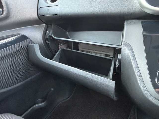 日産 デイズ ルークス X Vセレクション 宮城県 2018(平30)年 1.1万km シルキーホワイトP/シルキーローズM 登録時走行距離10978km/純正SDナビ/バックカメラ/アラウンドビューモニター/ETC/両側パワースライドドア/ドライブレコーダー/エマージェンシーブレーキ/アイドリングストップ/プッシュスタート/純正アルミホイール/スマートキー/AAC/純正フロアマット/電動格納ミラー/ドアバイザー/ハロゲン