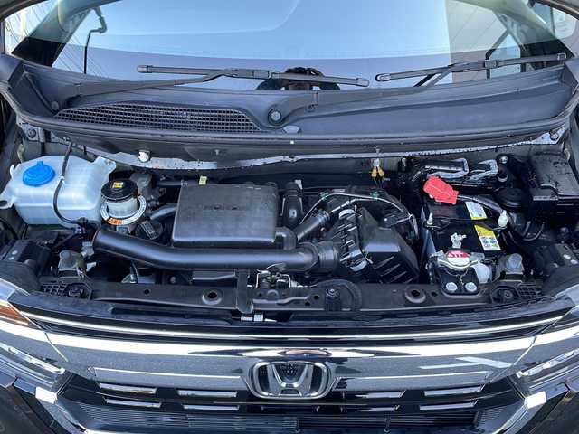 ホンダ Ｎ ＢＯＸ カスタム L 山口県 2021(令3)年 4.4万km プレミアムグラマラスブロンズP 純正ディスプレイオーディオ【WX-211C】/・ワンセグテレビ/・CD/・Bluetooth/・iPod/USB/・AM/FM/ETC/前方ドライブレコーダー/片側パワースライドドア/プッシュスタート/スマートキー/シートヒーター（運転席＋助手席）/LEDヘッドライト/オートライト/USB入力端子/USB充電端子×２/シガーソケット/ホンダセンシング/・衝突軽減ブレーキ/・先行車発進お知らせ機能/・歩行者事故低減ステアリング/・路外逸脱抑制機能/・標識認識機能/・渋滞追従機能付アダプティブクルーズコントロール/・車線維持支援システム/・オートハイビーム/・後方誤発進抑制機能、/・近距離街突軽減ブレーキ/・パーキングセンサーシステム/保証書