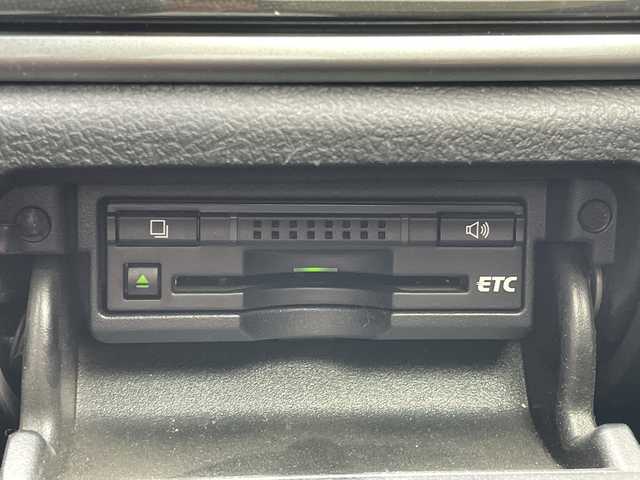 トヨタ クラウン ハイブリッド アスリートS 沖縄県 2013(平25)年 15.1万km ブラック 58号宜野湾店、成約車両の為、落札NGになります。/メーカーオプションナビ/フルセグTV/オーディオ（CD、DVD、Bluetooth、SD）/バックカメラ/ウィンカーミラー/レーダークルーズコントロール/プリクラッシュセーフティシステム/プッシュスタート/スマートキー/ETC/LEDヘッドライト/フォグライト/ステアリングスイッチ/ウィンカーミラー/運転席・助手席パワーシート/運転席メモリーシート