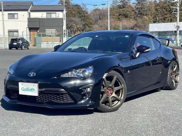 トヨタ ８６ GT 千葉県 2017(平29)年 4.2万km クリスタルブラックシリカ ワンオーナー/HKS車高調/WORKTR-7 18インチAW/GReddyコンフォートスポーツGT スラッシュver.2/SARDGTウイング/BLITZ3連メーター（水温/油温/油圧）/社外メモリナビ/フルセグTV