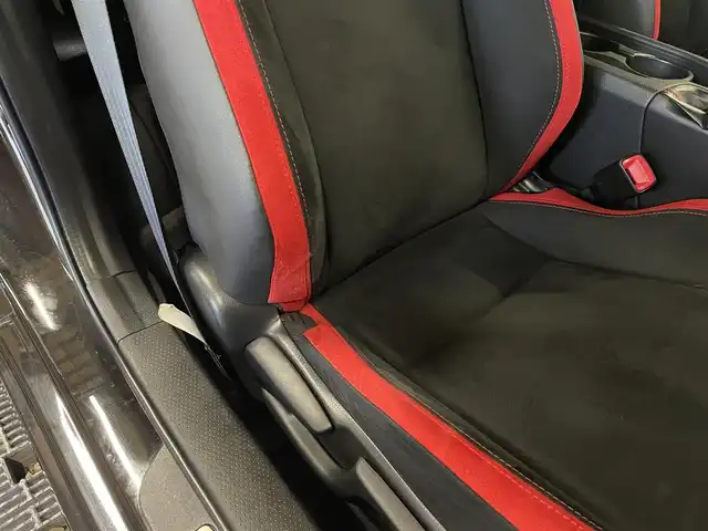 トヨタ ８６ GT 千葉県 2017(平29)年 4.2万km クリスタルブラックシリカ ワンオーナー/HKS車高調/WORKTR-7 18インチAW/GReddyコンフォートスポーツGT スラッシュver.2/SARDGTウイング/BLITZ3連メーター（水温/油温/油圧）/社外メモリナビ/フルセグTV