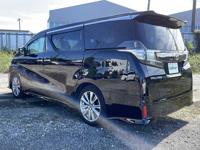 トヨタ ヴェルファイア Z Aエディション ゴールデンアイズ 千葉県 2017(平29)年 5.2万km ブラック ・ALPINE10型ナビ/・ALPINE後席モニター/・衝突被害軽減ブレーキ/・レーダークルーズコントロール/・バックカメラ/・プッシュスタートボタン/・スマートキー/・両側パワースライドドア/・パワーバックドア/・横滑り防止装置/・ビルトインETC/・フルセグTV/・社外ナビ/・LEDヘッドライト/・クリアランスソナー