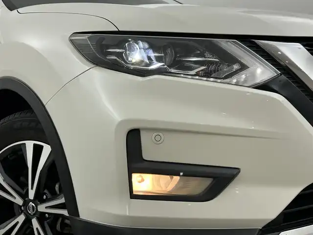 日産 エクストレイル 20Xi 福岡県 2020(令2)年 3.4万km ブリリアントホワイトパール 純正１０型ナビ　/全方位カメラ　/ＥＴＣ　/前方ドラレコ　/デジタルルームミラー　/ＡＣＣ　/コーナーセンサー　/エマージェンシーブレーキ　/レーンキープ　/ヒルディセントコントロール　/プロパイロット　/パワーバックドア