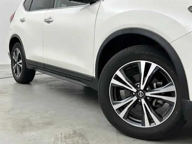 日産 エクストレイル 20Xi 福岡県 2020(令2)年 3.4万km ブリリアントホワイトパール 純正１０型ナビ　/全方位カメラ　/ＥＴＣ　/前方ドラレコ　/デジタルルームミラー　/ＡＣＣ　/コーナーセンサー　/エマージェンシーブレーキ　/レーンキープ　/ヒルディセントコントロール　/プロパイロット　/パワーバックドア