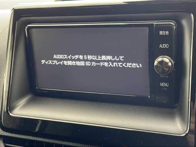 トヨタ エスクァイア Xi 沖縄県 2017(平29)年 4.1万km ブラック 純正ビルトインＥＴＣ/バックカメラ/パワースライドドア/トヨタセーフティセンス/ステアリングスイッチ/純正フロアマット/純正１５インチアルミホイール/ＬＥＤヘッドライト/オートライト/オートエアコン