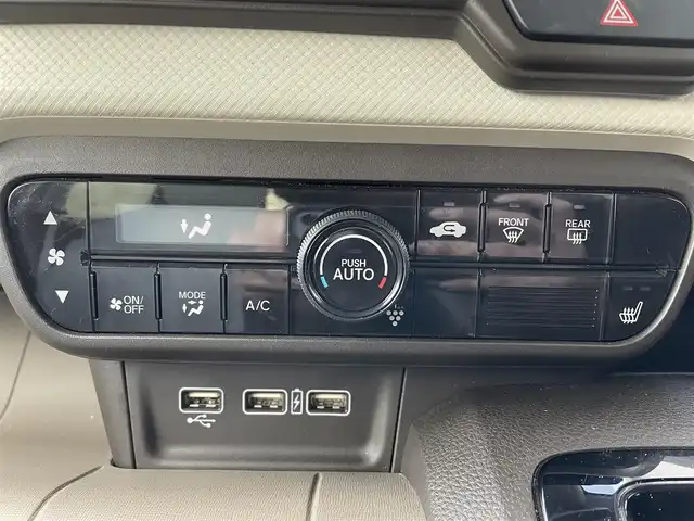 ホンダ Ｎ ＷＧＮ L ホンダセンシング 沖縄県 2019(令1)年 4.5万km ホライズンシーブルーパール 純正ナビ/（ＡＭ／ＦＭ／ＣＤ／ＤＶＤ／ＢＴ）　/バックモニター　/フルセグＴＶ　/ホンダセンシング　/オートライト　/スマートキー　/ＥＴＣ　/クルコン　/パーキングアシスト　/純正フロアマット　/ＬＥＤヘッドライト/USB入力端子/プッシュスタート