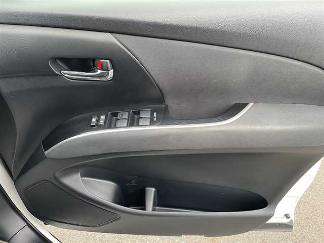 トヨタ エスティマ アエラス 岩手県 2012(平24)年 10.7万km ホワイトパールクリスタルシャイン (株)IDOMが運営する【じしゃロン盛岡店】の自社ローン専用車両になりますこちらは現金またはオートローンご利用時の価格です。自社ローンご希望の方は別途その旨お申付け下さい/純正SDナビ/AM/FM/CD/DVD/SD/BT/フルセグTV/バックカメラ/ETC/両側パワースライドドア/純正フリップダウンモニタ/クルーズコントロール/プッシュスタート/スマートキー/スペアキーあり/純正フロアマット/ドアバイザー/純正AW+サマータイヤ4本積込