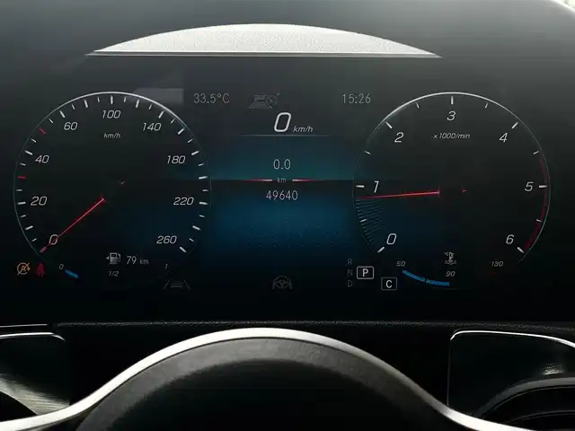 メルセデス・ベンツ ＧＬＢ２００ｄ 山梨県 2020(令2)年 5万km 白 純正HDDナビ/フルセグTV