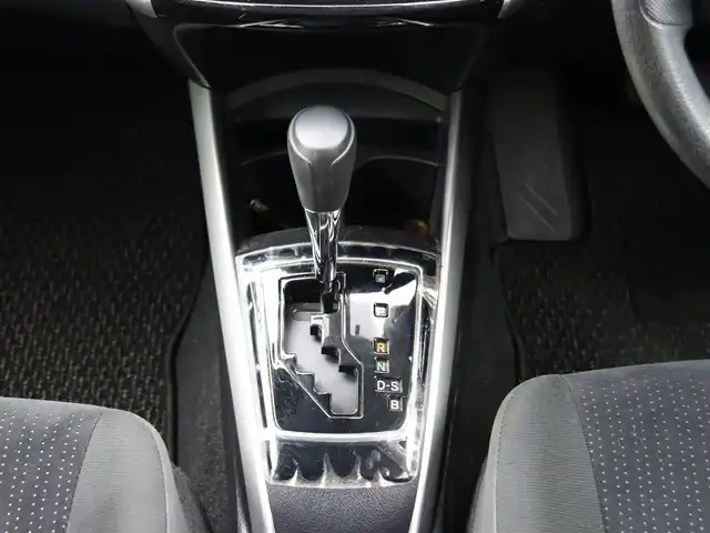 トヨタ カローラ フィールダー 1．5G 福島県 2018(平30)年 4.2万km スーパーホワイトⅡ  ワ ン オ ー ナ ー/ 4  W  D/ 衝 突 被 害 軽 減/ 純 正 S D ナ ビ /　・CD/DVD/BT/フルセグTV/ バ ッ ク カ メ ラ/ レ ー ン ア シ ス ト/ 横 滑 り 防 止/ ヘ ッ ド ラ イ ト レ ベ ラ イ ザ ー/ 電 動 格 納 ミ ラ ー/ 純 正 ド ア バ イ ザ ー/ 社 外 前 後 ド ラ イ ブ レ コ ー ダ ー/ 純 正 フ ロ ア マ ッ ト/ 新 車 保 証 書/ 取 扱 説 明 書