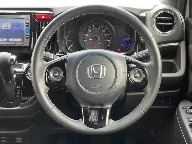 ホンダ Ｎ ＷＧＮ カスタム G SSパッケージ 千葉県 2017(平29)年 1.6万km プレミアムホワイトパールⅡ 純正メモリナビ/(フルセグTV/BT/CD/DVD/FM/AM)/バックカメラ/衝突被害軽減システム/クルーズコントロール/ハーフレザーシート/横滑り防止装置/ETC/前後ドライブレコーダー/アイドリングストップ/フォグランプ/オートライト/ウィンカーミラー/電動格納ミラー/純正14インチAW/シートリフター/プッシュスタート/スマートキー/フロアマット/ドアバイザー/スペアキー/取扱説明書/保証書