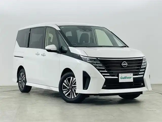 日産 セレナ ハイウェイスター V Vセレクション 福島県 2024(令6)年 0.1万km未満 プリズムホワイト プロパイロット/・ハンドル支援/・側方支援/・後側方支援/・緊急支援/・先行車発進告知/・速度標識/・標識検知/・後退時車両検知/・ふらつき警報/・BSM/・オートハイビーム/・レーダークルーズコントロール　/アラウンドビューモニター　/両側パワースライドドア　/・ハンズフリースライドドア　/エマージェンシーブレーキ　/デジタルインナーミラー　/プッシュスタート　/・スマートキー　/・スペアキー　/電子パーキング/・ブレーキホールド/パドルシフト/LEDライト/・オートライト/・フォグライト