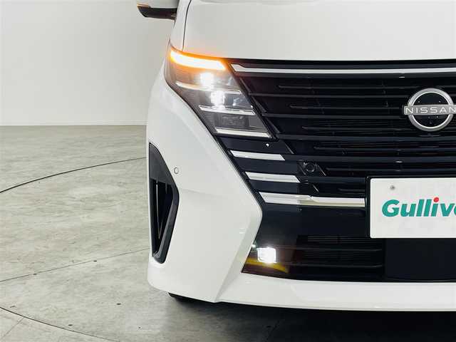 日産 セレナ ハイウェイスター V Vセレクション 福島県 2024(令6)年 0.1万km未満 プリズムホワイト プロパイロット/・ハンドル支援/・側方支援/・後側方支援/・緊急支援/・先行車発進告知/・速度標識/・標識検知/・後退時車両検知/・ふらつき警報/・BSM/・オートハイビーム/・レーダークルーズコントロール　/アラウンドビューモニター　/両側パワースライドドア　/・ハンズフリースライドドア　/エマージェンシーブレーキ　/デジタルインナーミラー　/プッシュスタート　/・スマートキー　/・スペアキー　/電子パーキング/・ブレーキホールド/パドルシフト/LEDライト/・オートライト/・フォグライト