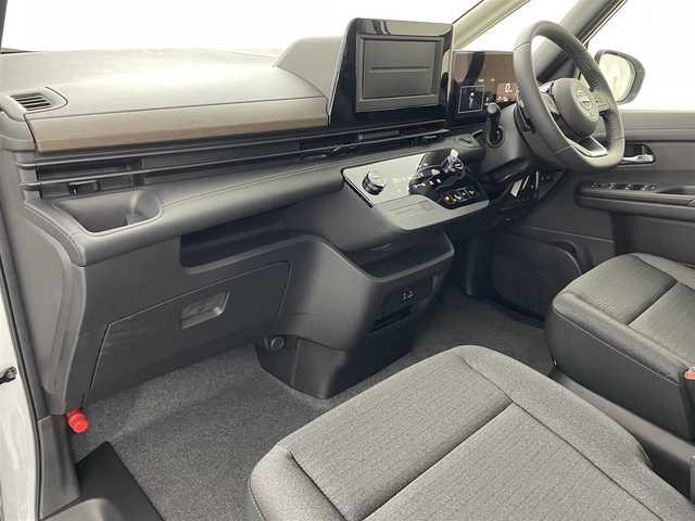 日産 セレナ ハイウェイスター V Vセレクション 福島県 2024(令6)年 0.1万km未満 プリズムホワイト プロパイロット/・ハンドル支援/・側方支援/・後側方支援/・緊急支援/・先行車発進告知/・速度標識/・標識検知/・後退時車両検知/・ふらつき警報/・BSM/・オートハイビーム/・レーダークルーズコントロール　/アラウンドビューモニター　/両側パワースライドドア　/・ハンズフリースライドドア　/エマージェンシーブレーキ　/デジタルインナーミラー　/プッシュスタート　/・スマートキー　/・スペアキー　/電子パーキング/・ブレーキホールド/パドルシフト/LEDライト/・オートライト/・フォグライト