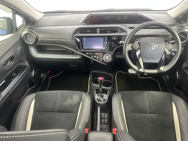 トヨタ アクア G G’s 愛知県 2014(平26)年 5.5万km コバルトブルーメタリック 純正ナビ/　（AM/FM/フルセグ/Bluetooth）/バックカメラ/寒冷地仕様/ワイパーデアイサー/ETC/ハーフレザーシート/シートヒーター/純正17インチアルミホイール/純正フロアマット/フォグランプ/スマートキー×２/保証書/取扱説明書
