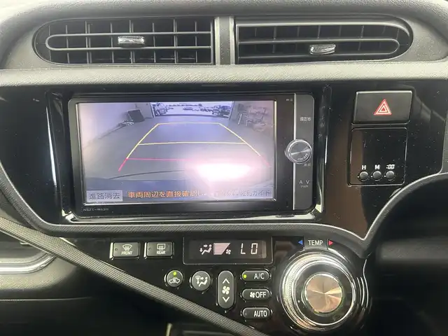 トヨタ アクア G G’s 愛知県 2014(平26)年 5.5万km コバルトブルーメタリック 純正ナビ/　（AM/FM/フルセグ/Bluetooth）/バックカメラ/寒冷地仕様/ワイパーデアイサー/ETC/ハーフレザーシート/シートヒーター/純正17インチアルミホイール/純正フロアマット/フォグランプ/スマートキー×２/保証書/取扱説明書