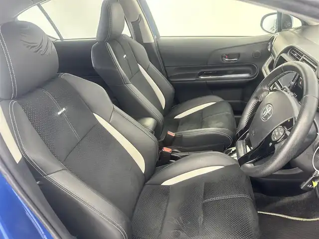 トヨタ アクア G G’s 愛知県 2014(平26)年 5.5万km コバルトブルーメタリック 純正ナビ/　（AM/FM/フルセグ/Bluetooth）/バックカメラ/寒冷地仕様/ワイパーデアイサー/ETC/ハーフレザーシート/シートヒーター/純正17インチアルミホイール/純正フロアマット/フォグランプ/スマートキー×２/保証書/取扱説明書