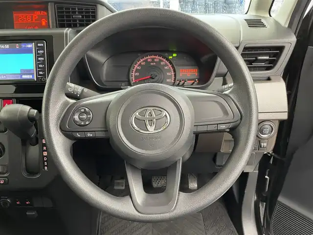 トヨタ ルーミー X 滋賀県 2021(令3)年 5.4万km ブラックマイカメタリック 純正ナビ/【AM/FM/CD/DVD/AUX/Bluetooth/SD/ワンセグ】/バックカメラ/前席シートヒーター/前後コーナーセンサー/片側パワースライドドア/ビルトインETC/衝突軽減ブレーキ/アイドリングストップ/ステアリングスイッチ/プッシュスタート/スマートキー