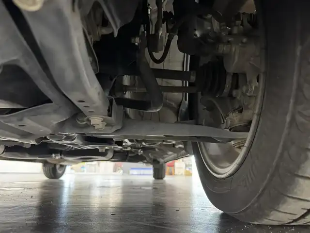 ホンダ Ｎ ＢＯＸ カスタム G L ホンダセンシング 三重県 2018(平30)年 5.3万km クリスタルブラックパール ガソリン/FF/インパネCVT/純正 8インチナビ VXU-185NBi/（CD/DVD/FM/AM/TV/Music Rack/iPod/SD/USB/Bluetooth/Apple CarPlay/VTR/AUX）/バックカメラ/両側パワースライドドア/ビルトイン ETC/Honda SENSING/・衝突軽減ブレーキ［CMBS］/・車線維持支援システム［LKAS］/・アダプティブクルーズコントロール［ACC］/・路外逸脱抑制機能/・先行車発進お知らせ機能/・標識認識機能/装備/・オートエアコン/・オートライト/・LED ヘッドライト＆フロントフォグランプ/・ステアリングスイッチ/・USBジャック（充電用（2.5A高速充電対応）x2、入力用x1）/・電動格納ドアミラー（ウインカー付）/・純正 14inAW/・スマートキーx2/・保/取/ナビ取/など
