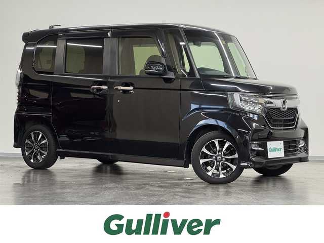 ホンダ Ｎ ＢＯＸ カスタム G L ホンダセンシング 三重県 2018(平30)年 5.3万km クリスタルブラックパール ガソリン/FF/インパネCVT/純正 8インチナビ VXU-185NBi/（CD/DVD/FM/AM/TV/Music Rack/iPod/SD/USB/Bluetooth/Apple CarPlay/VTR/AUX）/バックカメラ/両側パワースライドドア/ビルトイン ETC/Honda SENSING/・衝突軽減ブレーキ［CMBS］/・車線維持支援システム［LKAS］/・アダプティブクルーズコントロール［ACC］/・路外逸脱抑制機能/・先行車発進お知らせ機能/・標識認識機能/装備/・オートエアコン/・オートライト/・LED ヘッドライト＆フロントフォグランプ/・ステアリングスイッチ/・USBジャック（充電用（2.5A高速充電対応）x2、入力用x1）/・電動格納ドアミラー（ウインカー付）/・純正 14inAW/・スマートキーx2/・保/取/ナビ取/など