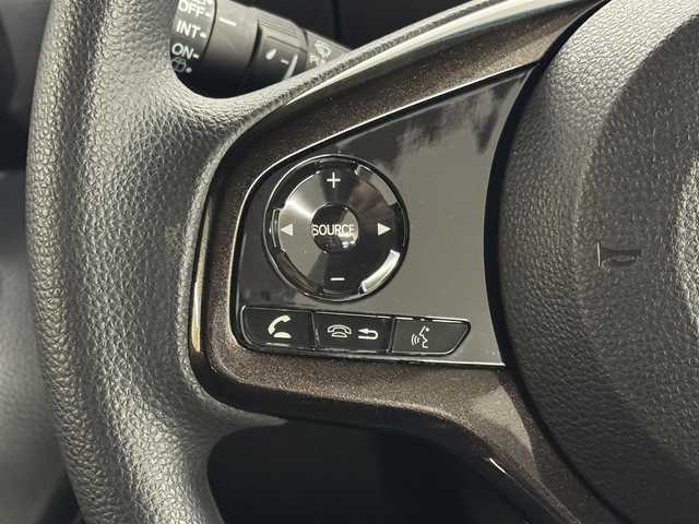 ホンダ Ｎ ＢＯＸ カスタム G L ホンダセンシング 三重県 2018(平30)年 5.3万km クリスタルブラックパール ガソリン/FF/インパネCVT/純正 8インチナビ VXU-185NBi/（CD/DVD/FM/AM/TV/Music Rack/iPod/SD/USB/Bluetooth/Apple CarPlay/VTR/AUX）/バックカメラ/両側パワースライドドア/ビルトイン ETC/Honda SENSING/・衝突軽減ブレーキ［CMBS］/・車線維持支援システム［LKAS］/・アダプティブクルーズコントロール［ACC］/・路外逸脱抑制機能/・先行車発進お知らせ機能/・標識認識機能/装備/・オートエアコン/・オートライト/・LED ヘッドライト＆フロントフォグランプ/・ステアリングスイッチ/・USBジャック（充電用（2.5A高速充電対応）x2、入力用x1）/・電動格納ドアミラー（ウインカー付）/・純正 14inAW/・スマートキーx2/・保/取/ナビ取/など