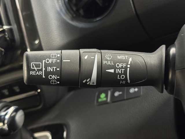 ホンダ Ｎ ＢＯＸ カスタム G L ホンダセンシング 三重県 2018(平30)年 5.3万km クリスタルブラックパール ガソリン/FF/インパネCVT/純正 8インチナビ VXU-185NBi/（CD/DVD/FM/AM/TV/Music Rack/iPod/SD/USB/Bluetooth/Apple CarPlay/VTR/AUX）/バックカメラ/両側パワースライドドア/ビルトイン ETC/Honda SENSING/・衝突軽減ブレーキ［CMBS］/・車線維持支援システム［LKAS］/・アダプティブクルーズコントロール［ACC］/・路外逸脱抑制機能/・先行車発進お知らせ機能/・標識認識機能/装備/・オートエアコン/・オートライト/・LED ヘッドライト＆フロントフォグランプ/・ステアリングスイッチ/・USBジャック（充電用（2.5A高速充電対応）x2、入力用x1）/・電動格納ドアミラー（ウインカー付）/・純正 14inAW/・スマートキーx2/・保/取/ナビ取/など