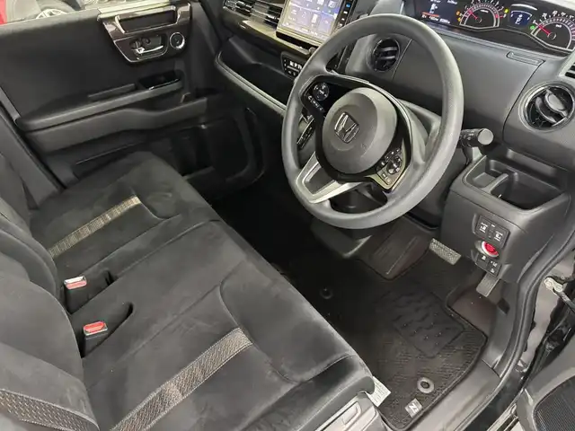 ホンダ Ｎ ＢＯＸ カスタム G L ホンダセンシング 三重県 2018(平30)年 5.3万km クリスタルブラックパール ガソリン/FF/インパネCVT/純正 8インチナビ VXU-185NBi/（CD/DVD/FM/AM/TV/Music Rack/iPod/SD/USB/Bluetooth/Apple CarPlay/VTR/AUX）/バックカメラ/両側パワースライドドア/ビルトイン ETC/Honda SENSING/・衝突軽減ブレーキ［CMBS］/・車線維持支援システム［LKAS］/・アダプティブクルーズコントロール［ACC］/・路外逸脱抑制機能/・先行車発進お知らせ機能/・標識認識機能/装備/・オートエアコン/・オートライト/・LED ヘッドライト＆フロントフォグランプ/・ステアリングスイッチ/・USBジャック（充電用（2.5A高速充電対応）x2、入力用x1）/・電動格納ドアミラー（ウインカー付）/・純正 14inAW/・スマートキーx2/・保/取/ナビ取/など