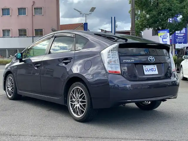 トヨタ プリウス S　LEDエディション 福井県 2011(平23)年 10.6万km ダークバイオレットマイカメタリック (株)IDOMが運営する【じしゃロン福井店】の自社ローン専用車両になりますこちらは現金またはオートローンご利用時の価格です。自社ローンご希望の方は別途その旨お申付け下さい/純正SDナビ/TV/Bluetooth/CD/DVD/バックカメラ/ETC/純正LEDヘッドライト/オートライト/フォグライト/ドアバイザー/電動格納ミラー/ステアリングスイッチ/プッシュスタート/スマートキー/スペアキー/取扱説明書