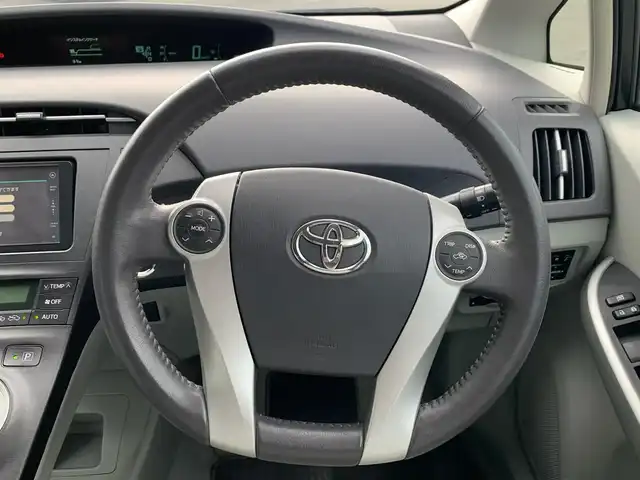 トヨタ プリウス S　LEDエディション 福井県 2011(平23)年 10.6万km ダークバイオレットマイカメタリック (株)IDOMが運営する【じしゃロン福井店】の自社ローン専用車両になりますこちらは現金またはオートローンご利用時の価格です。自社ローンご希望の方は別途その旨お申付け下さい/純正SDナビ/TV/Bluetooth/CD/DVD/バックカメラ/ETC/純正LEDヘッドライト/オートライト/フォグライト/ドアバイザー/電動格納ミラー/ステアリングスイッチ/プッシュスタート/スマートキー/スペアキー/取扱説明書