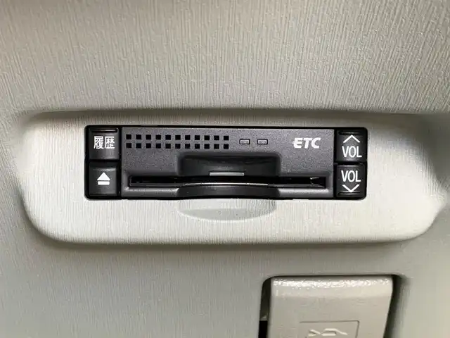 トヨタ プリウス S　LEDエディション 福井県 2011(平23)年 10.6万km ダークバイオレットマイカメタリック (株)IDOMが運営する【じしゃロン福井店】の自社ローン専用車両になりますこちらは現金またはオートローンご利用時の価格です。自社ローンご希望の方は別途その旨お申付け下さい/純正SDナビ/TV/Bluetooth/CD/DVD/バックカメラ/ETC/純正LEDヘッドライト/オートライト/フォグライト/ドアバイザー/電動格納ミラー/ステアリングスイッチ/プッシュスタート/スマートキー/スペアキー/取扱説明書