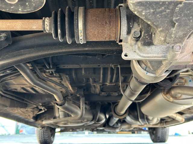 ホンダ Ｎ ＢＯＸ L 道東・釧路十勝 2023(令5)年 1.3万km プラチナホワイトパール ４WD/ホンダセンシング/純正ナビ/CD/DVD/BT/MSV/フルセグTV/バックカメラ /両側パワースライドドア/前席シートヒーター/ミラーヒーター/LEDヘッドライト/サイドエアバック/カーテンエアバック/オートライト/ドアバイザー