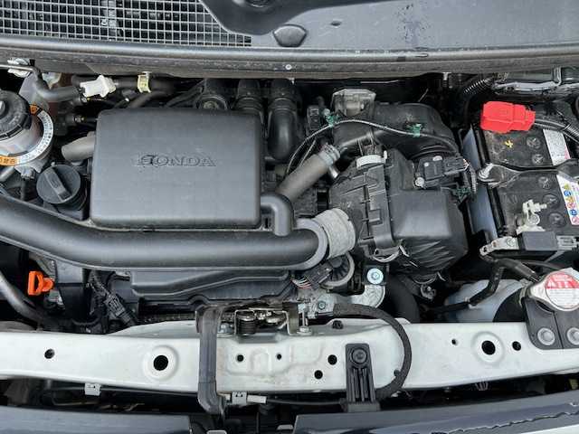 ホンダ Ｎ ＢＯＸ L 道東・釧路十勝 2023(令5)年 1.3万km プラチナホワイトパール ４WD/ホンダセンシング/純正ナビ/CD/DVD/BT/MSV/フルセグTV/バックカメラ /両側パワースライドドア/前席シートヒーター/ミラーヒーター/LEDヘッドライト/サイドエアバック/カーテンエアバック/オートライト/ドアバイザー