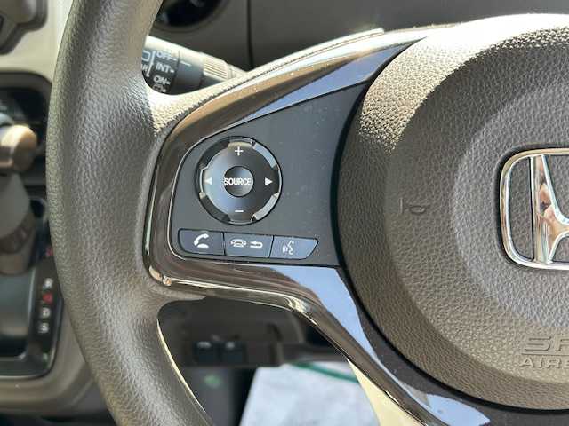 ホンダ Ｎ ＢＯＸ L 道東・釧路十勝 2023(令5)年 1.3万km プラチナホワイトパール ４WD/ホンダセンシング/純正ナビ/CD/DVD/BT/MSV/フルセグTV/バックカメラ /両側パワースライドドア/前席シートヒーター/ミラーヒーター/LEDヘッドライト/サイドエアバック/カーテンエアバック/オートライト/ドアバイザー
