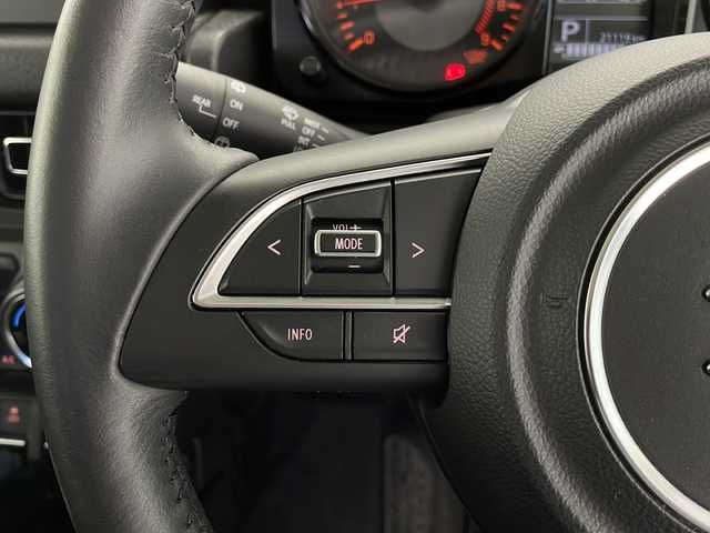 スズキ ジムニー XC 長野県 2023(令5)年 2.2万km ジャングルグリーン 4WD/社外ナビ（型番:CN-BR310B)/（CD/BL/FM/AM）/バックカメラ/ターボ/ETC/ドライブレコーダー（前）/クルーズコントロール（追従なし）/盗難防止装置/シートヒーター（前席）/ミラーヒーター/LEDヘッドライト/オートライト/フォグランプ/純正アルミホイール/社外マット/スマートキー
