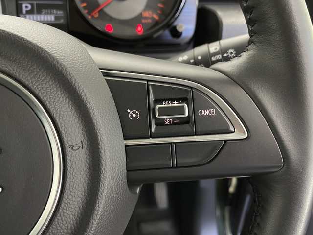 スズキ ジムニー XC 長野県 2023(令5)年 2.2万km ジャングルグリーン 4WD/社外ナビ（型番:CN-BR310B)/（CD/BL/FM/AM）/バックカメラ/ターボ/ETC/ドライブレコーダー（前）/クルーズコントロール（追従なし）/盗難防止装置/シートヒーター（前席）/ミラーヒーター/LEDヘッドライト/オートライト/フォグランプ/純正アルミホイール/社外マット/スマートキー
