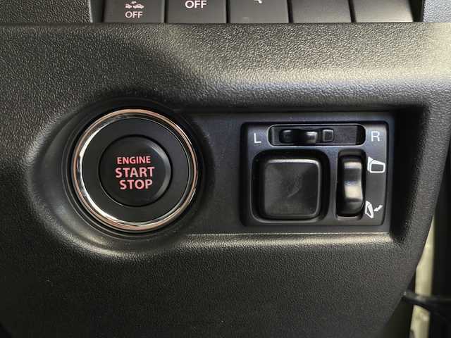 スズキ ジムニー XC 長野県 2023(令5)年 2.2万km ジャングルグリーン 4WD/社外ナビ（型番:CN-BR310B)/（CD/BL/FM/AM）/バックカメラ/ターボ/ETC/ドライブレコーダー（前）/クルーズコントロール（追従なし）/盗難防止装置/シートヒーター（前席）/ミラーヒーター/LEDヘッドライト/オートライト/フォグランプ/純正アルミホイール/社外マット/スマートキー